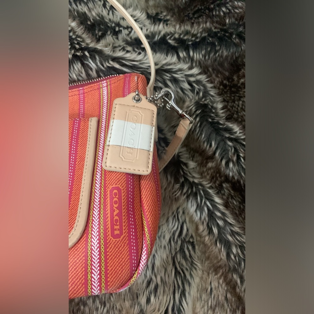 Coach Vibrant Colored Leather With Charm Shoulder/Crossbody Bag - Picture 3 of 15